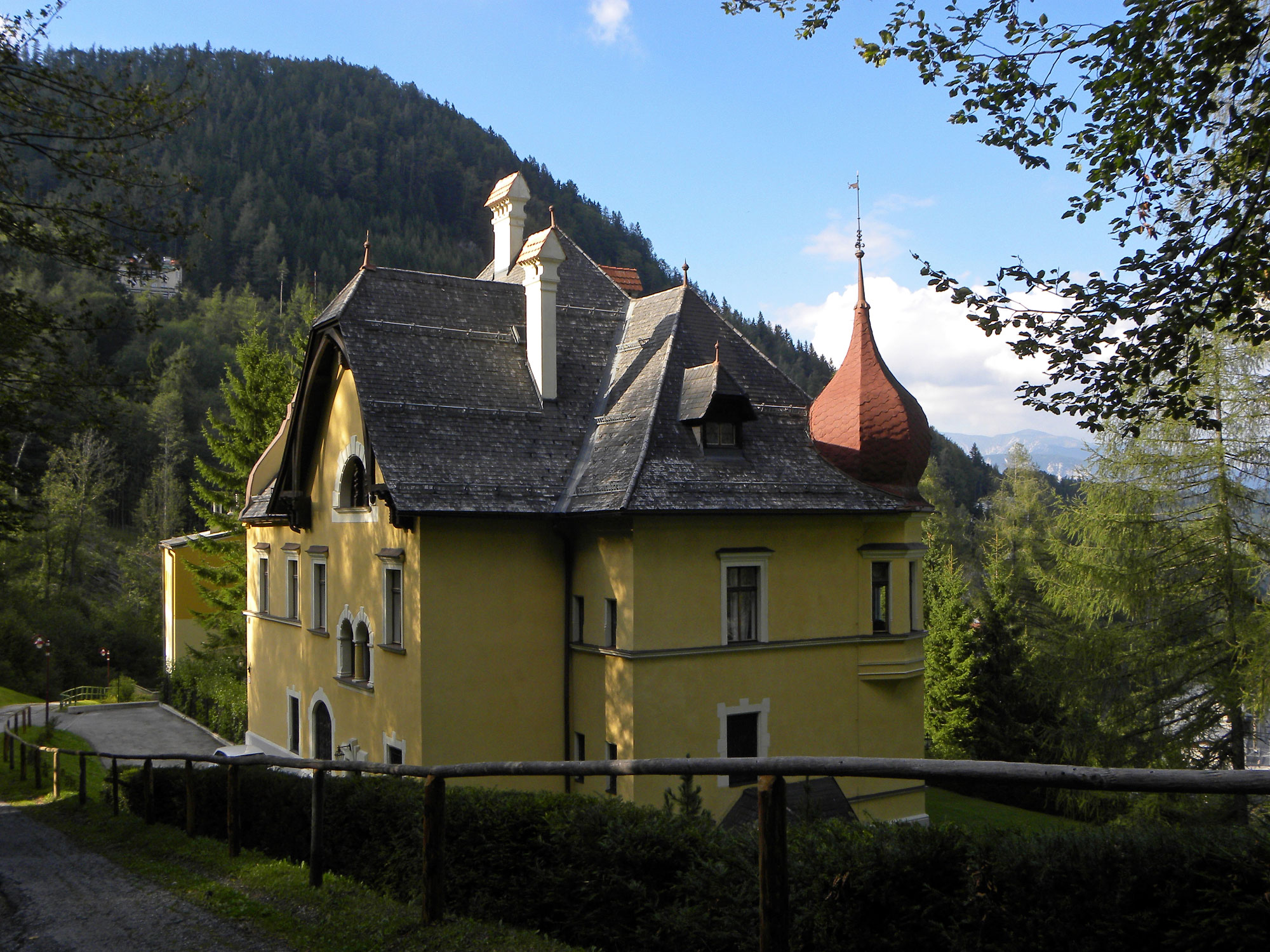 Villa Bundsdorf, Semmering (Photo license: CC-BY-SA 3.0)